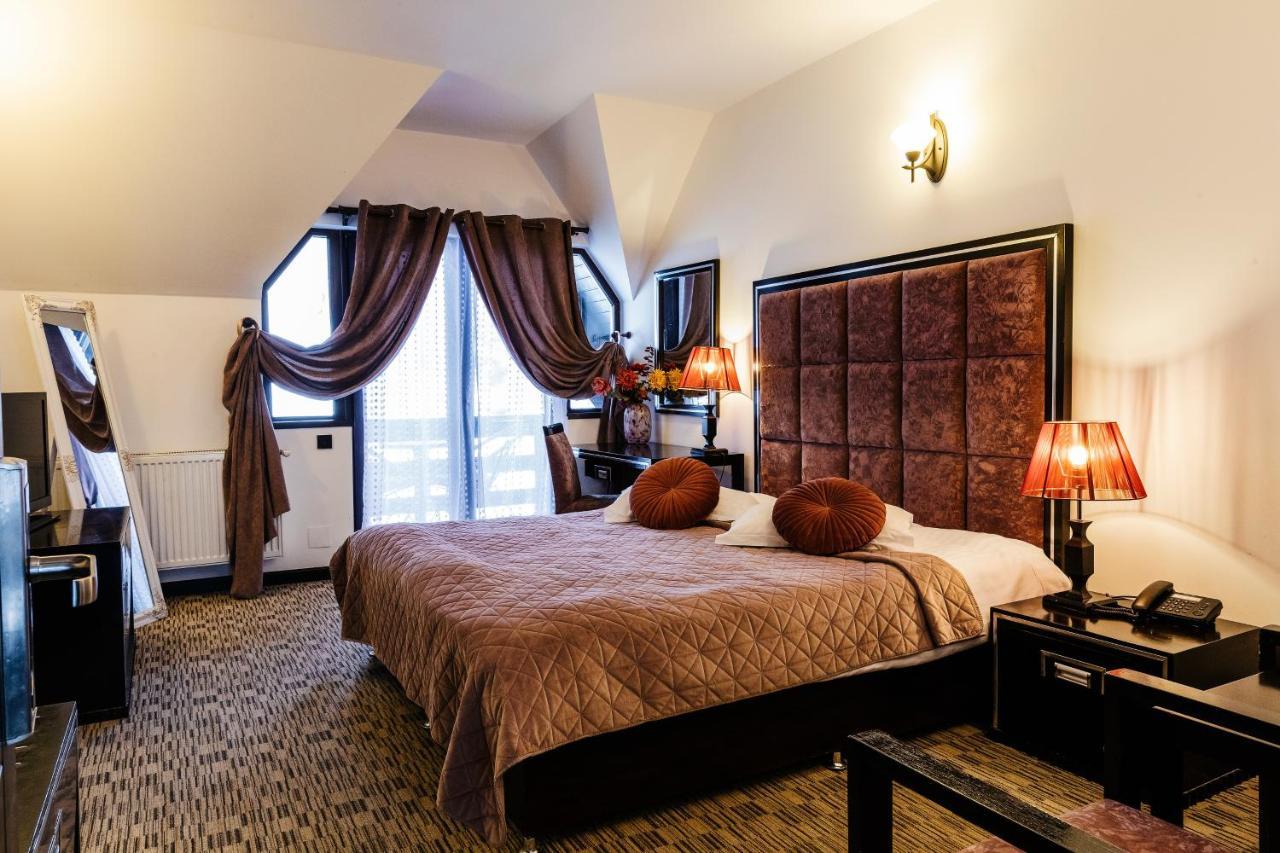 Contele Vladimir Hotel Bran  Exterior photo